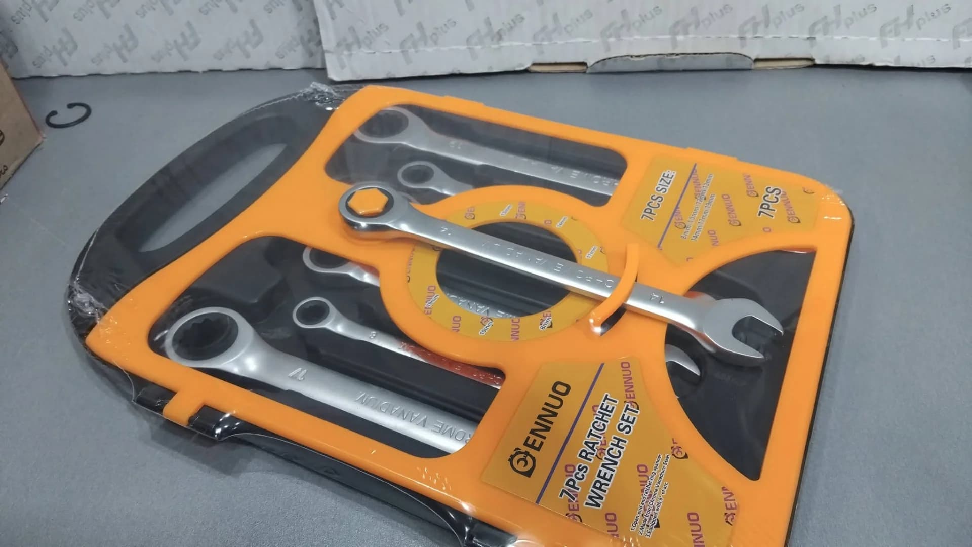 jeu cliquet à fourche - طقم مفانيح كليكي